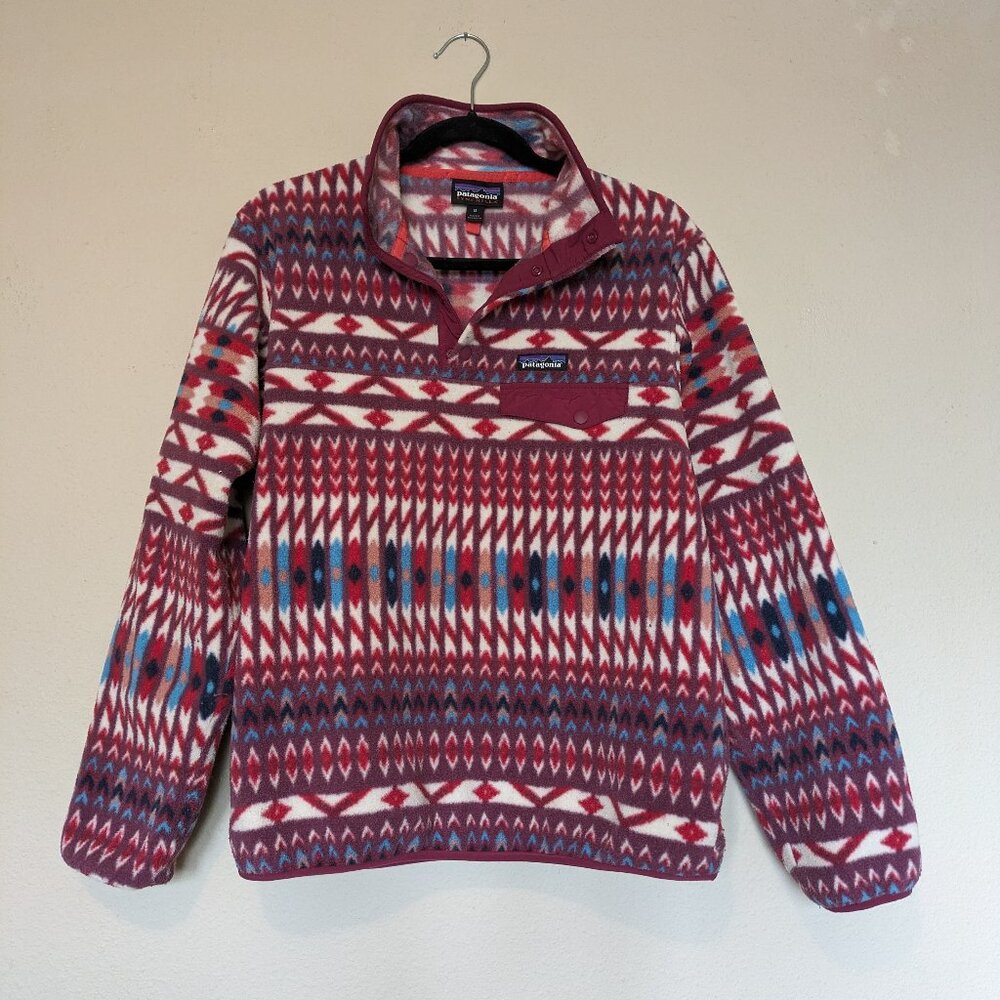 Patagonia Small Synchilla Kuta Klash Pattern Dark Currant Fleece size M